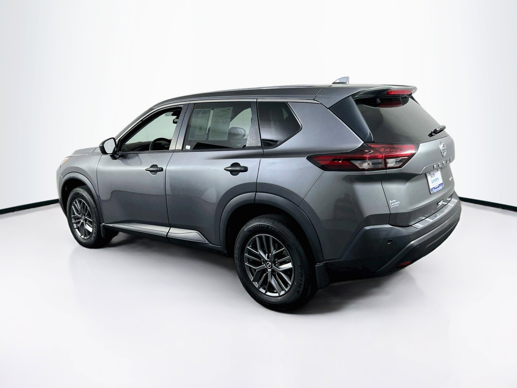 Used 2021 Nissan Rogue S AWD/4WD image 7