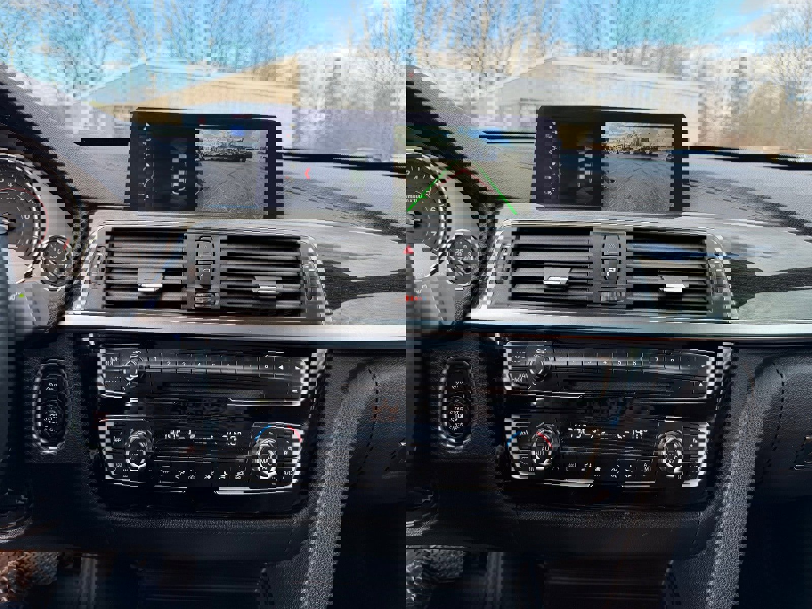 Used 2018 BMW 330i Gran Turismo xDrive 330 Gran Turismo i xDrive image 11