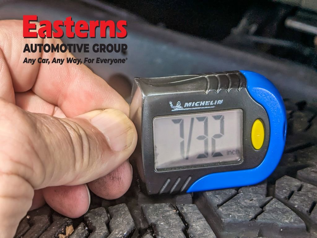 Used 2024 Nissan Frontier PRO-4X w/ Technology Package image 25