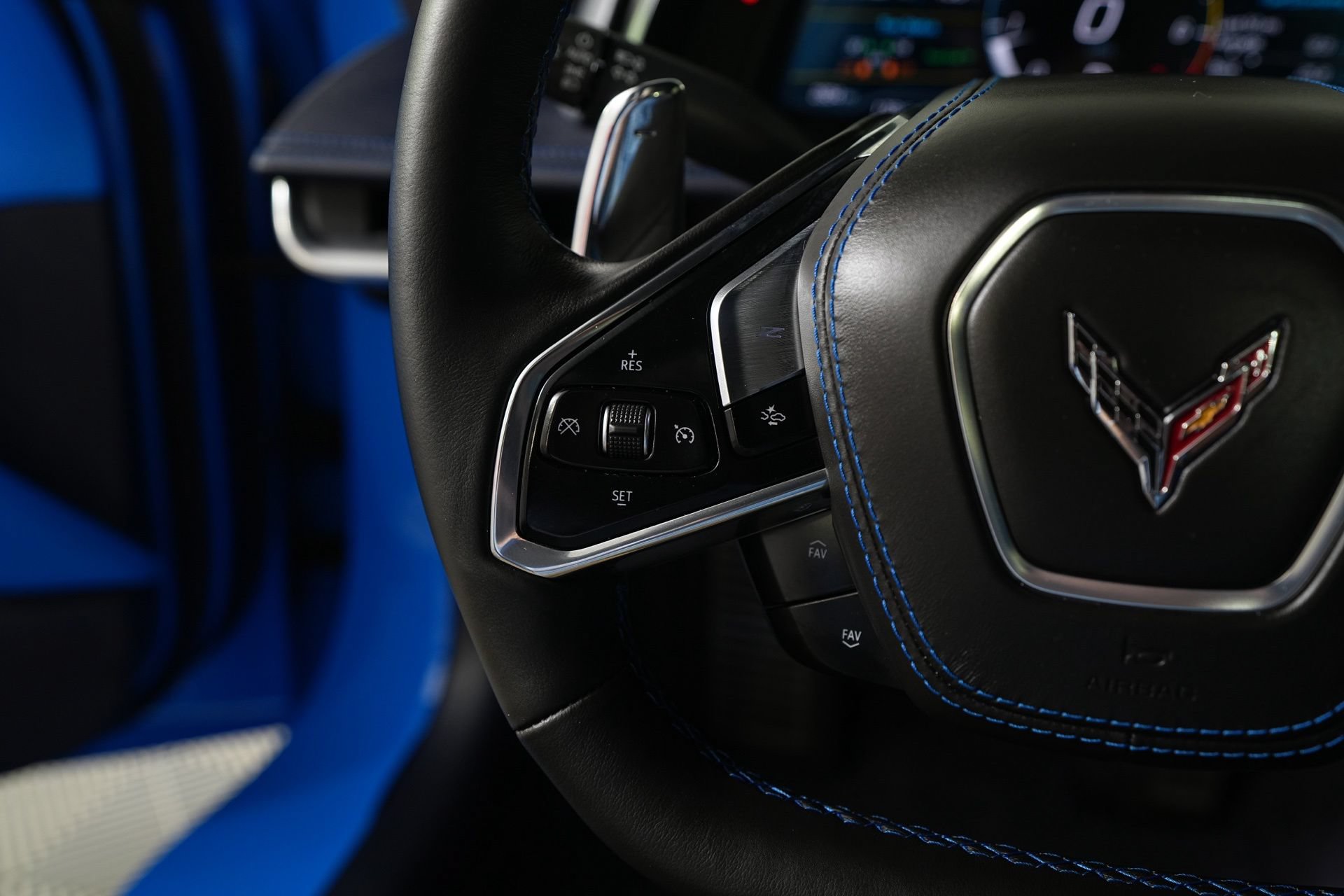 Used 2024 Chevrolet Corvette Stingray Premium Conv w/ Battery Protection Package RWD image 13