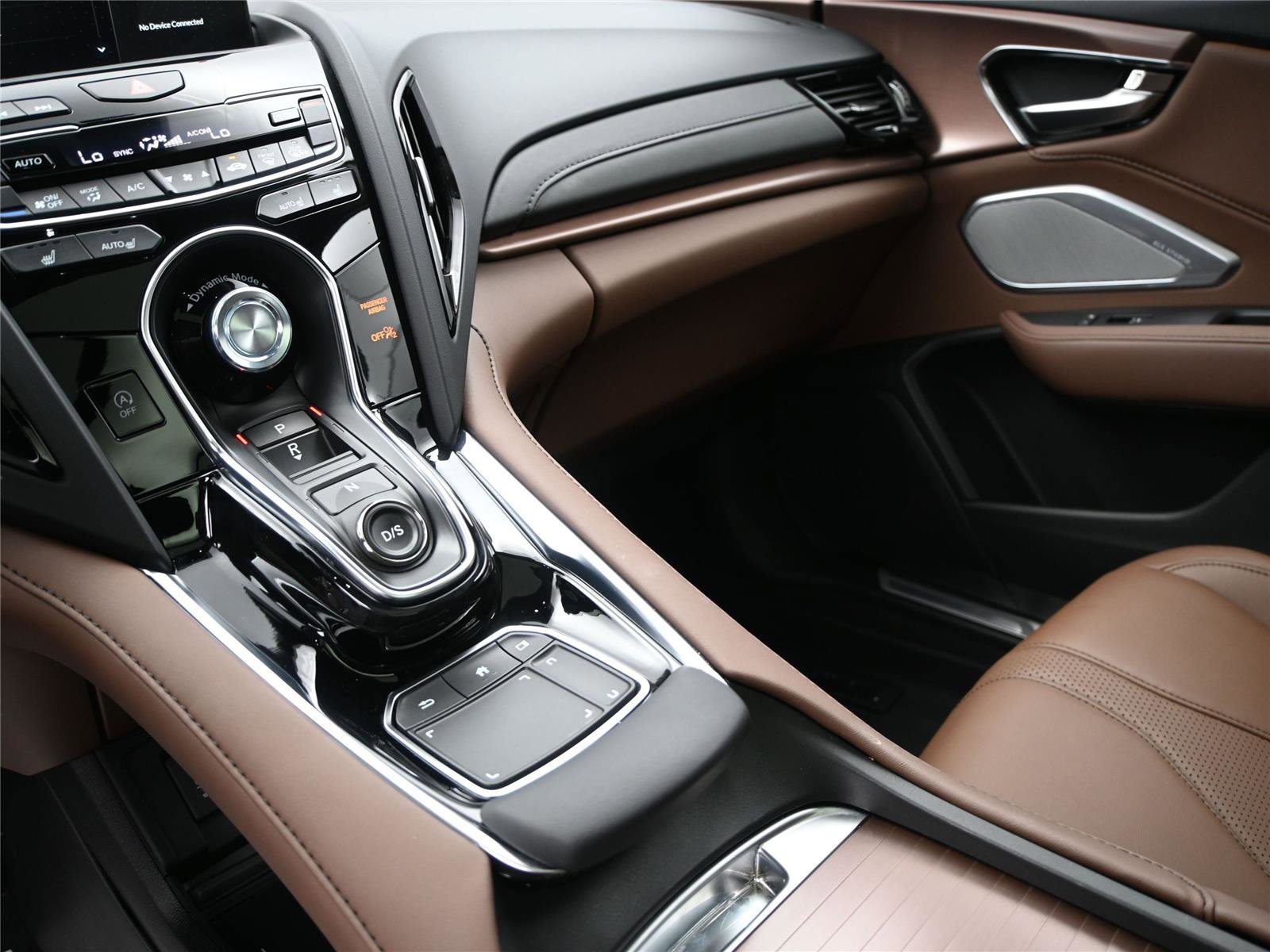 Certified 2024 Acura RDX SH-AWD w/ Technology Package image 4