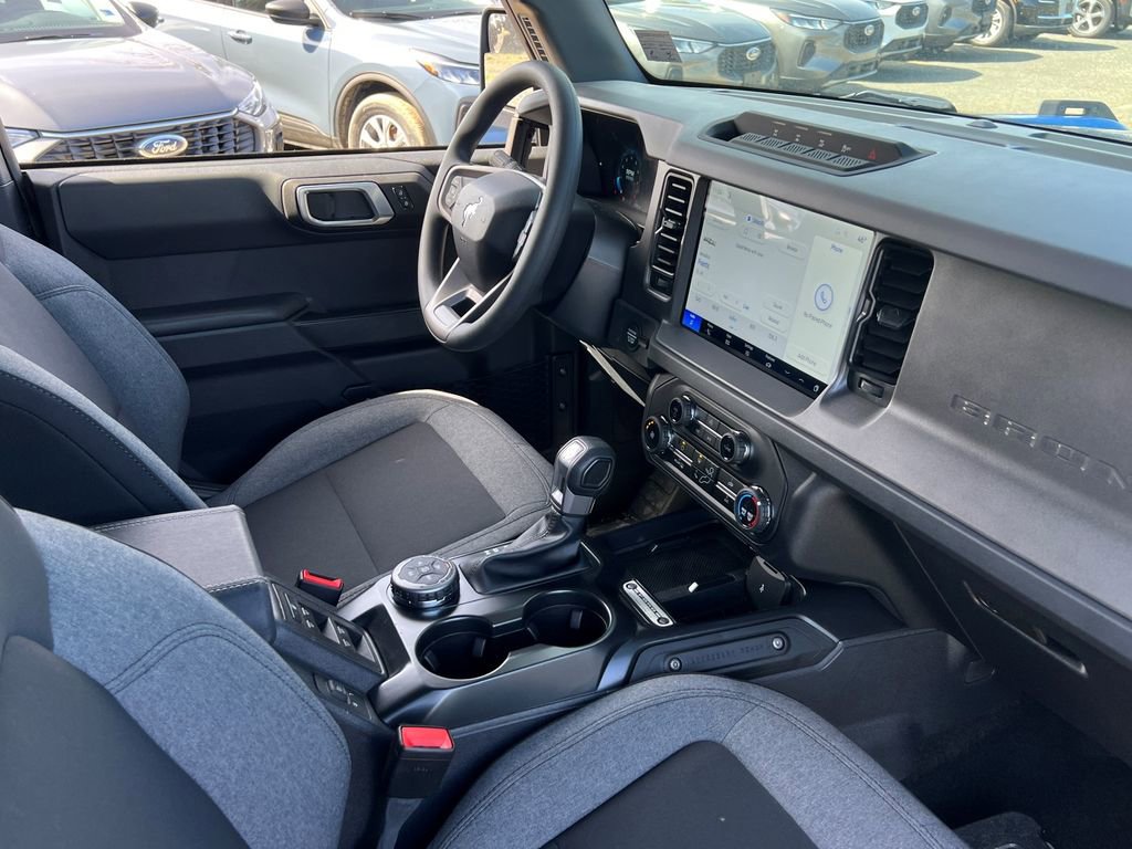 New 2026 Ford Bronco 4-Door w/ Sasquatch Package AWD/4WD image 11