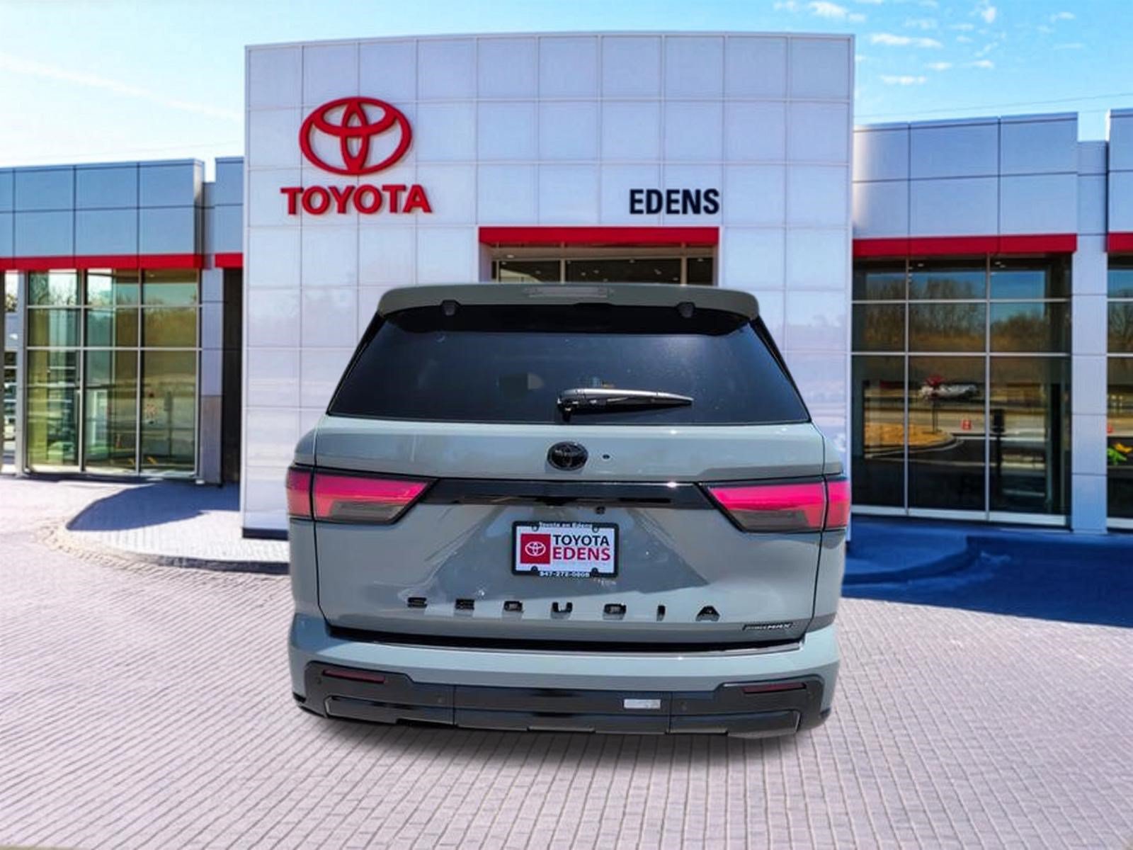 New 2026 Toyota Sequoia Platinum AWD/4WD image 4