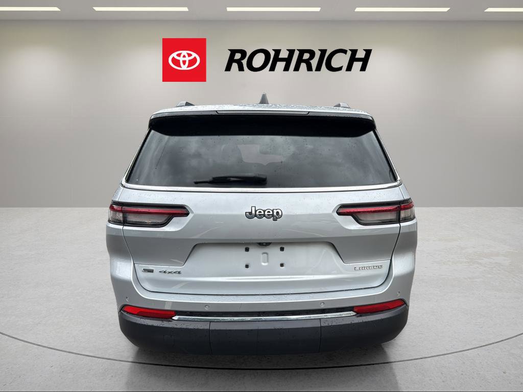 Used 2021 Jeep Grand Cherokee L Laredo w/ Luxury Tech Group I image 25