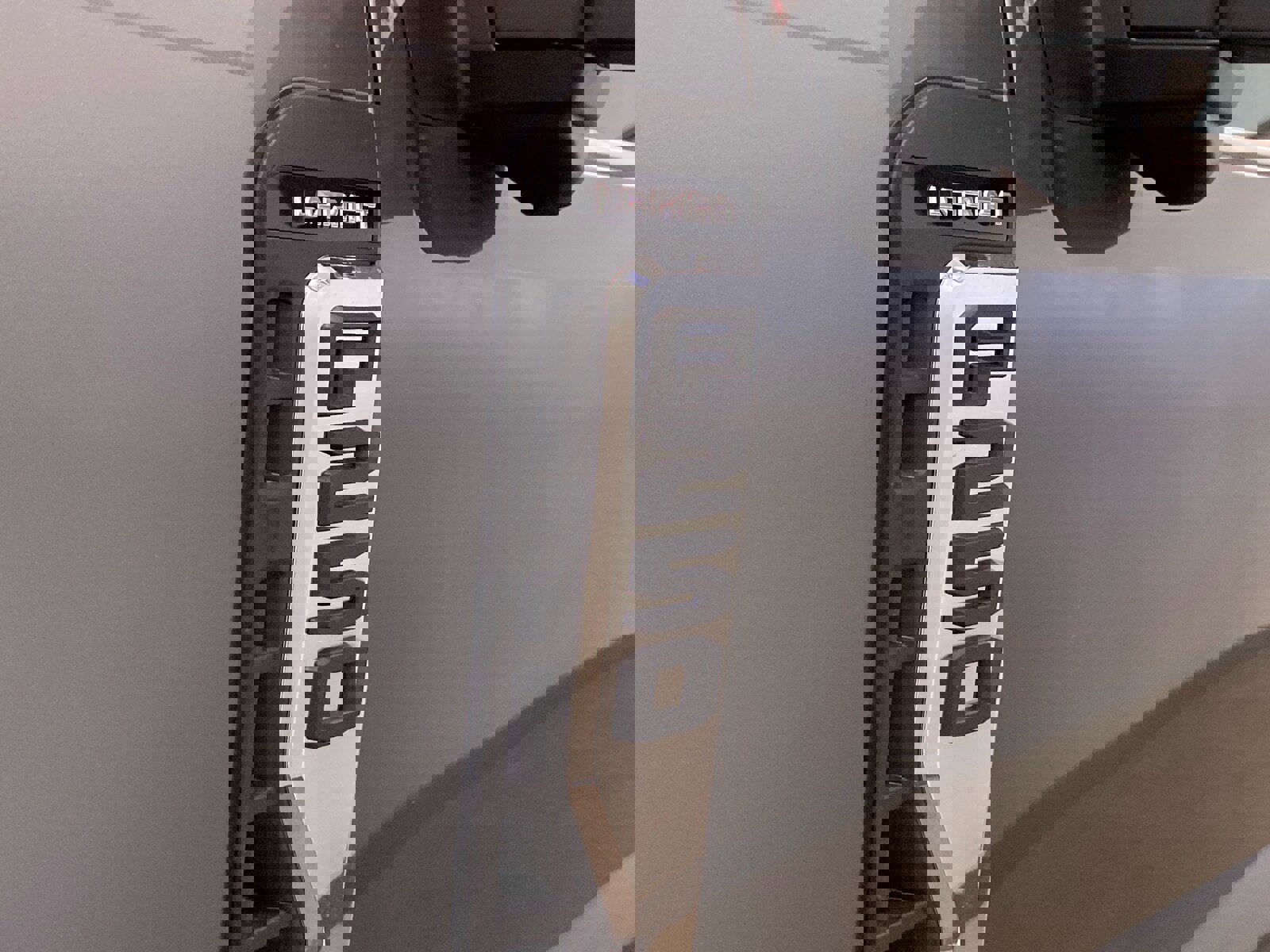 New 2026 Ford F250 Lariat w/ Lariat Ultimate Package image 13