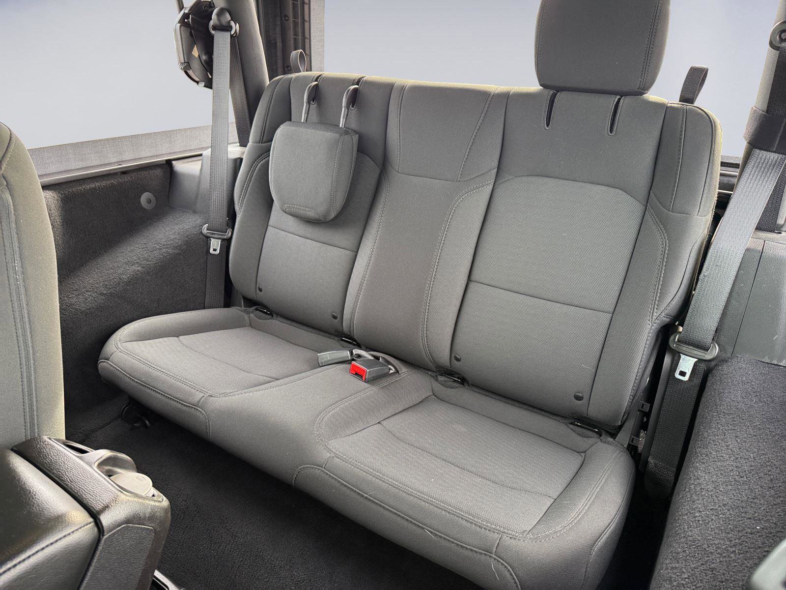 Used 2021 Jeep Wrangler Sport image 11