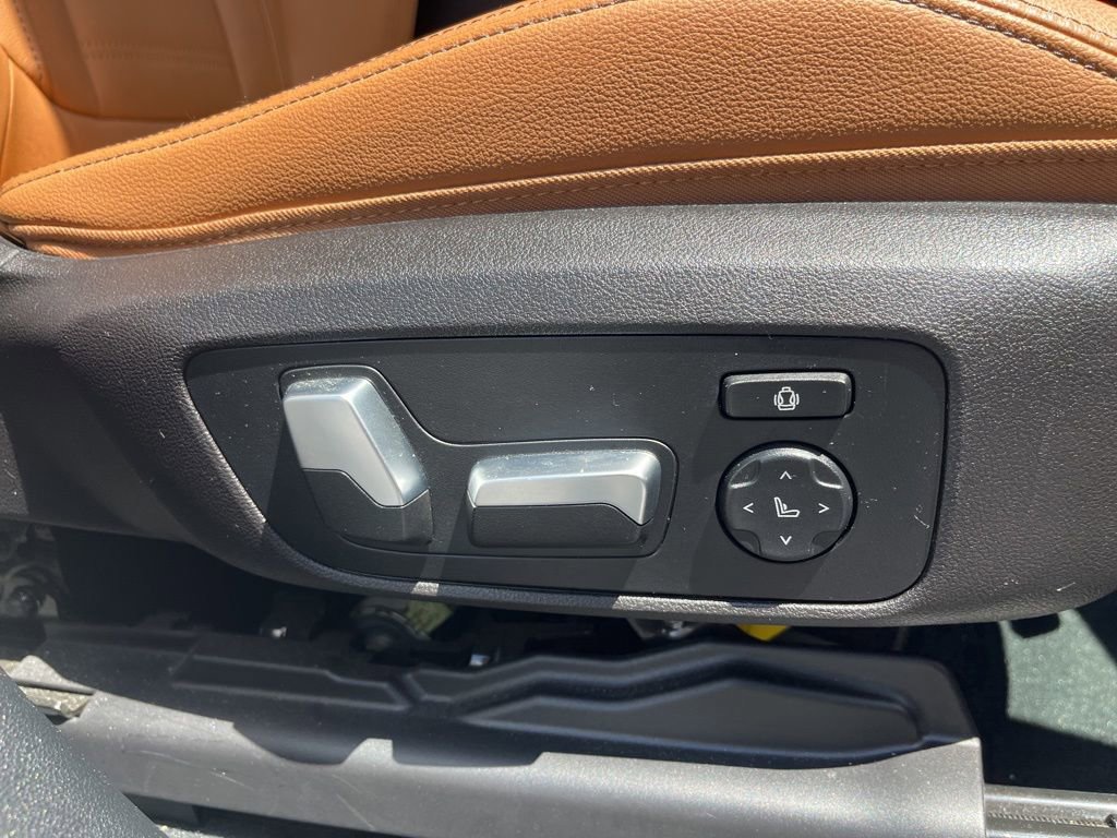 Used 2020 BMW X3 sDrive30i w/ Premium Package RWD image 13