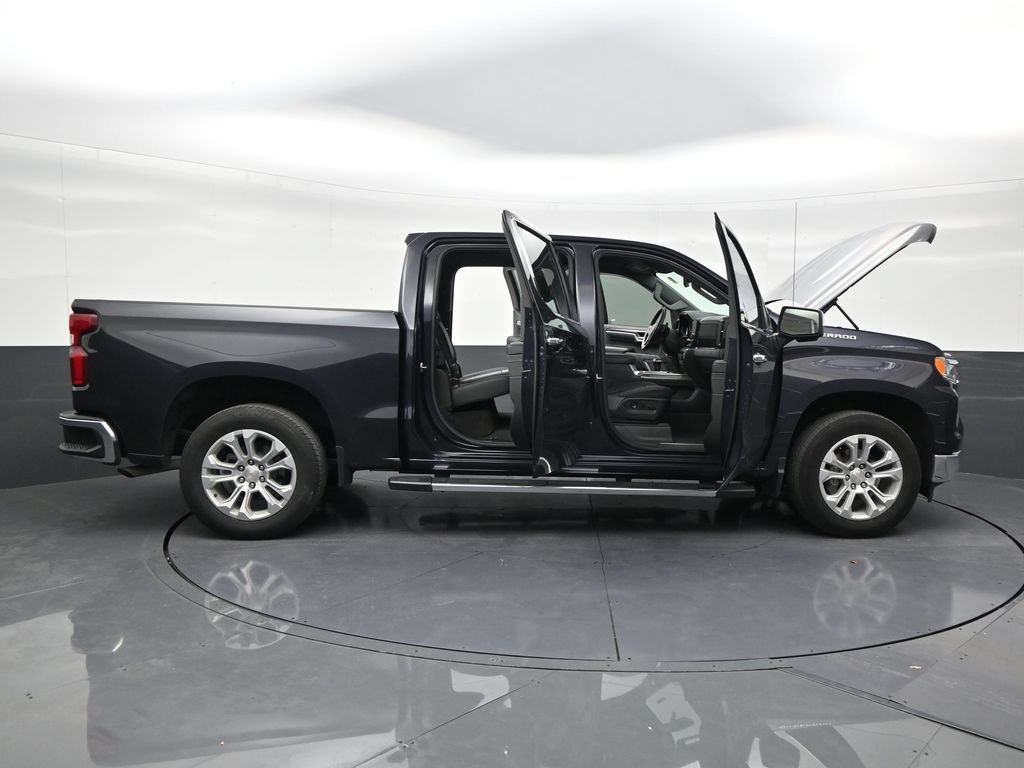 Used 2024 Chevrolet Silverado 1500 LTZ RWD image 28