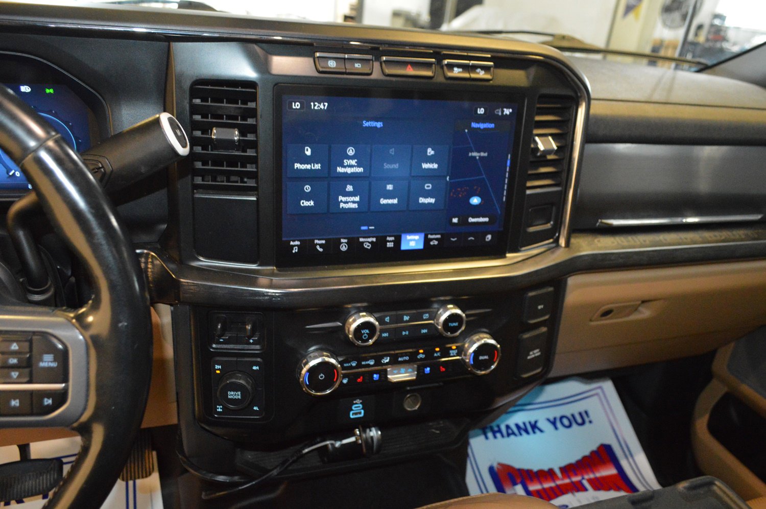 Used 2023 Ford F250 Lariat w/ Chrome Package image 18