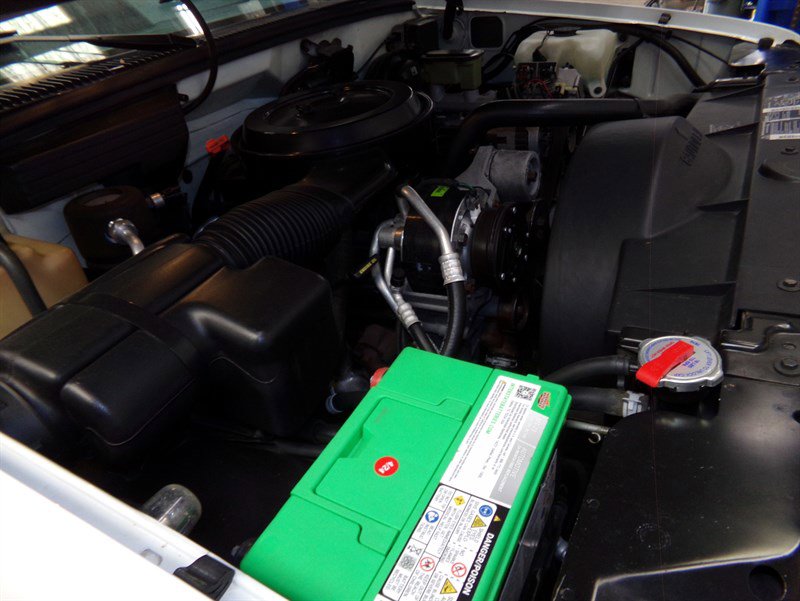 Used 1994 Chevrolet Suburban K1500 4WD image 69