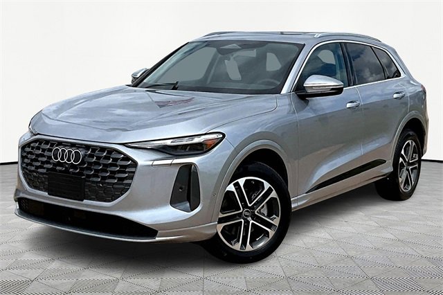 New 2025 Audi Q5 Premium Plus