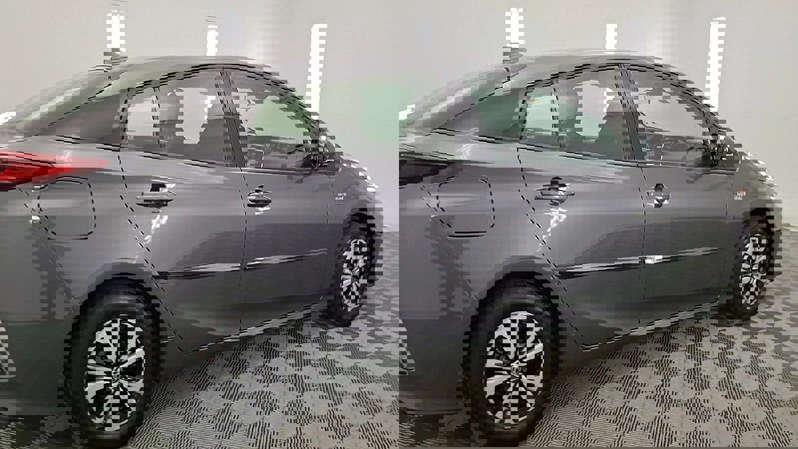 Certified 2017 Toyota Prius Prime Plus image 4