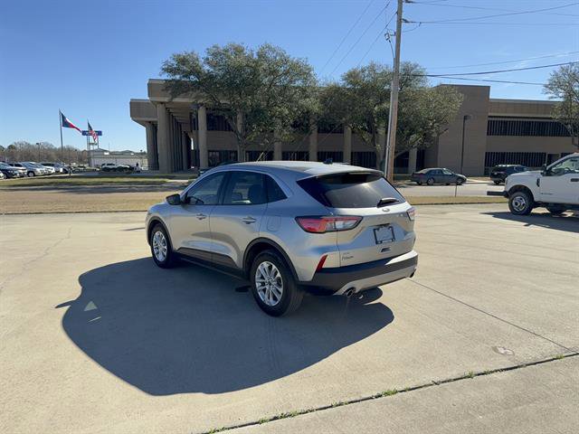 Used 2022 Ford Escape SE w/ Convenience Package FWD image 5