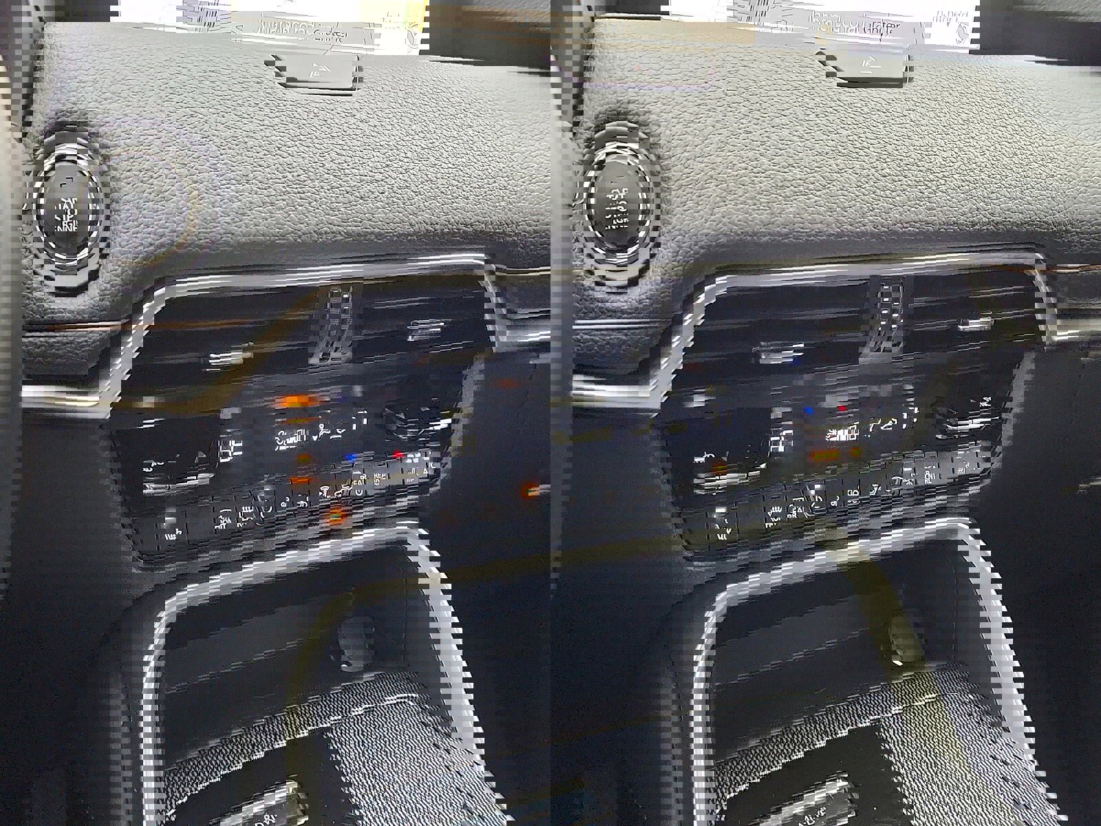 Used 2025 MAZDA CX-90 3.3 Turbo w/ Premium Sport Pkg image 19