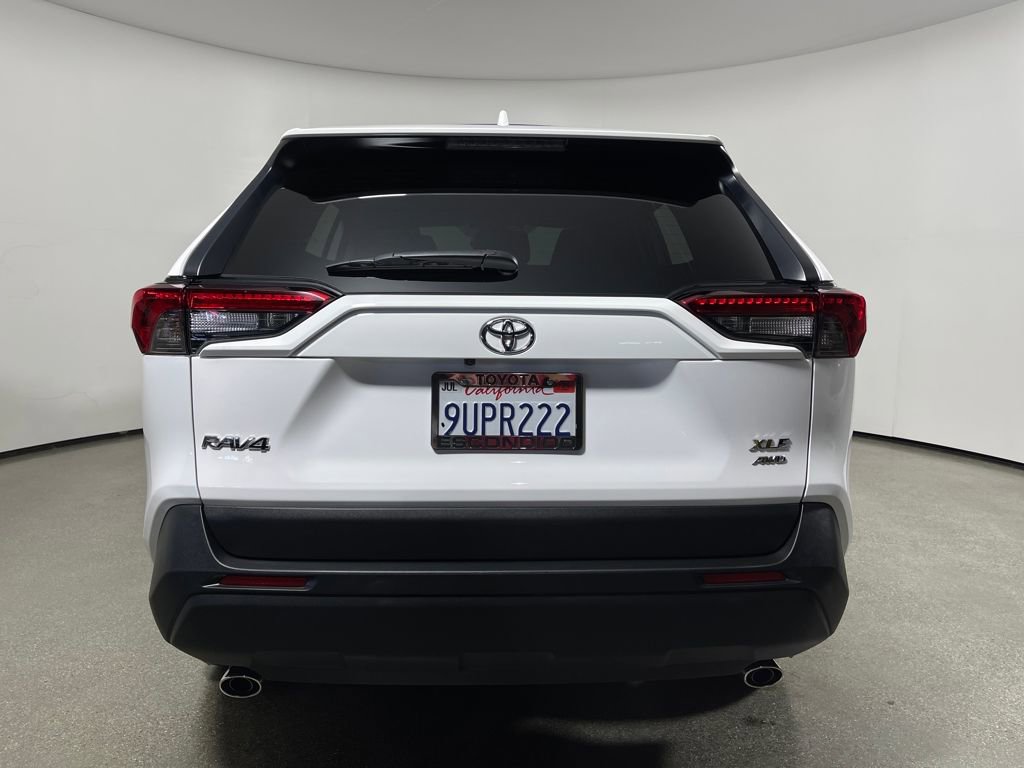 Used 2025 Toyota RAV4 XLE w/ Convenience Package AWD/4WD image 4