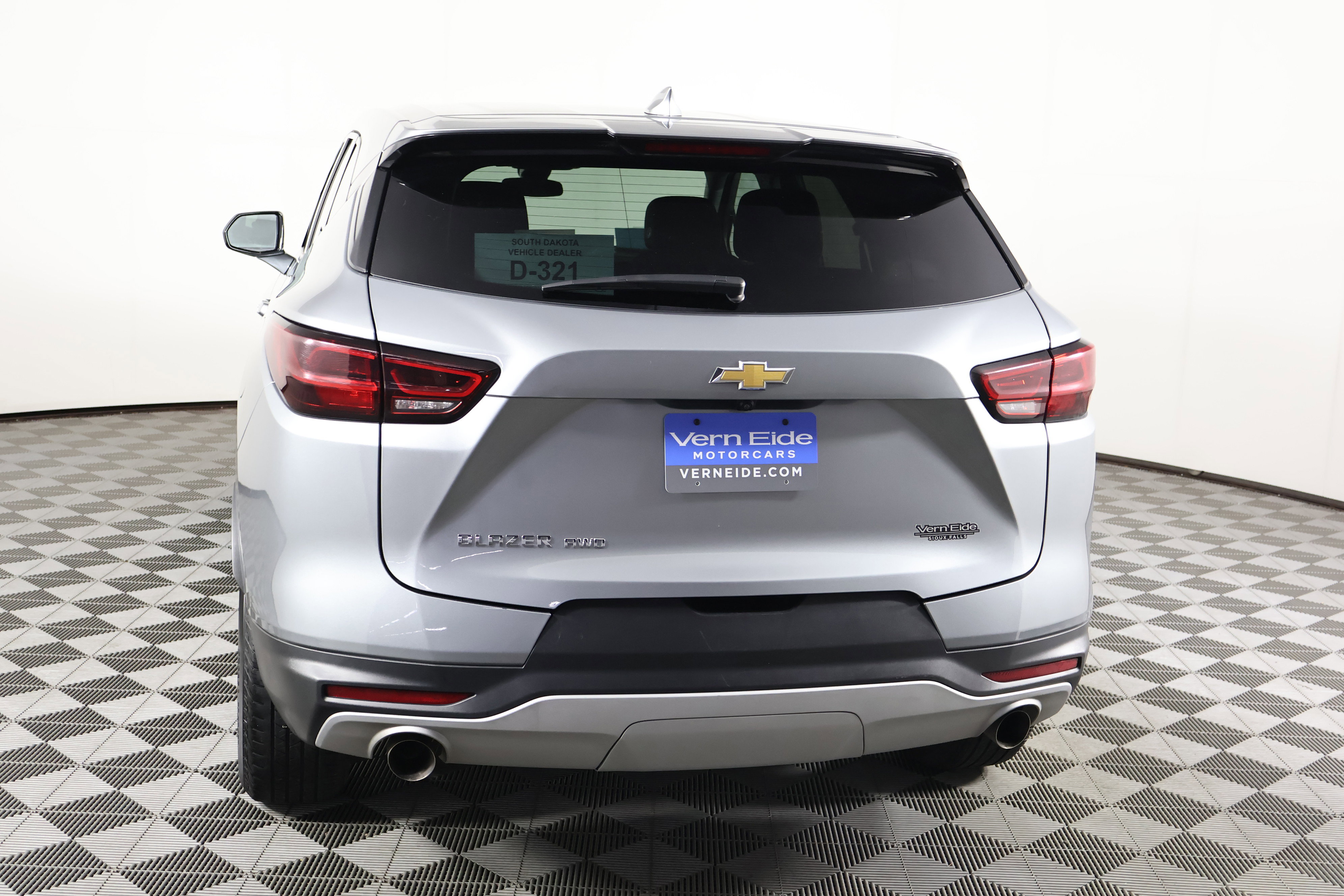 Used 2025 Chevrolet Blazer LT AWD/4WD image 7