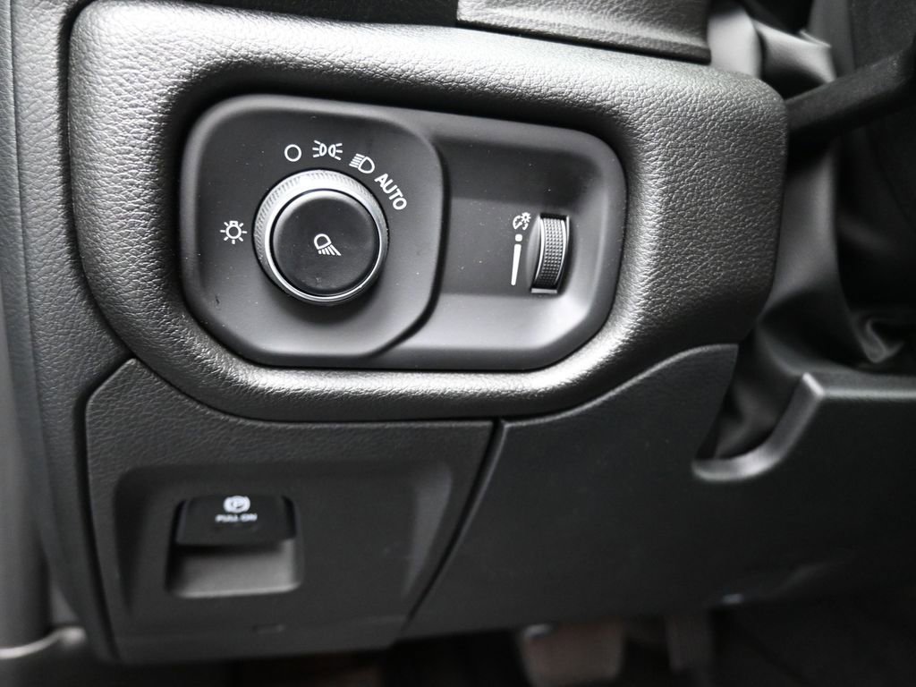 New 2026 RAM 1500 Tradesman image 25