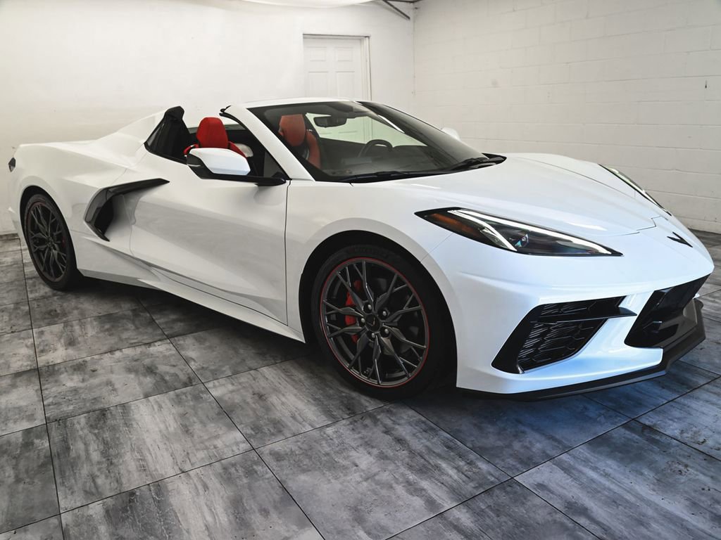 Used 2024 Chevrolet Corvette Stingray Premium Conv w/ 3LT RWD image 3