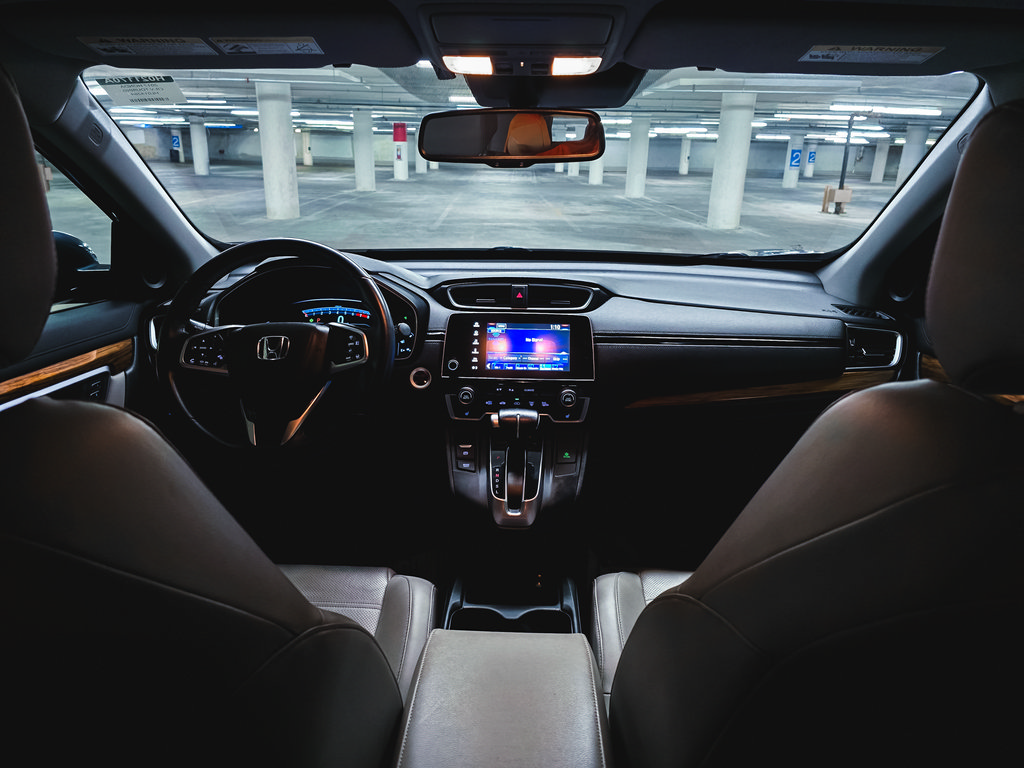 Used 2017 Honda CR-V Touring image 3