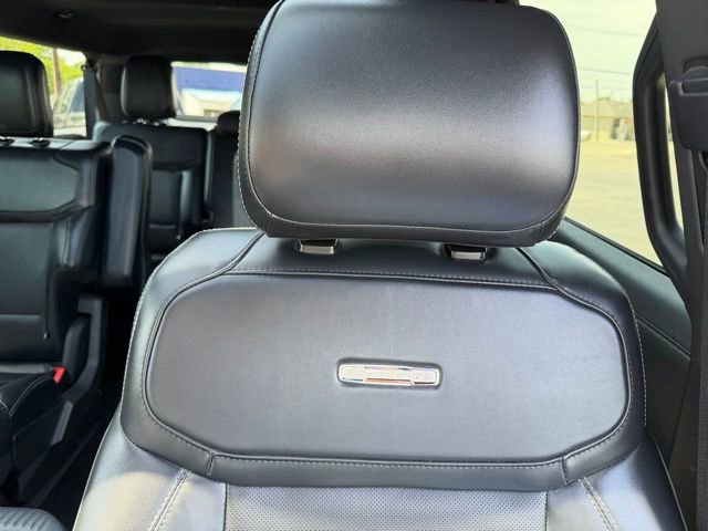 Used 2025 Ford Expedition Max Platinum w/ Stealth Appearance Package AWD/4WD image 5