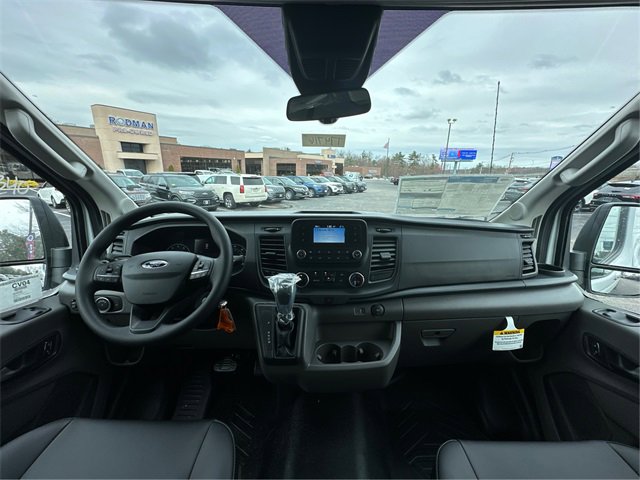 New 2025 Ford Transit 250 148 Medium Roof image 19