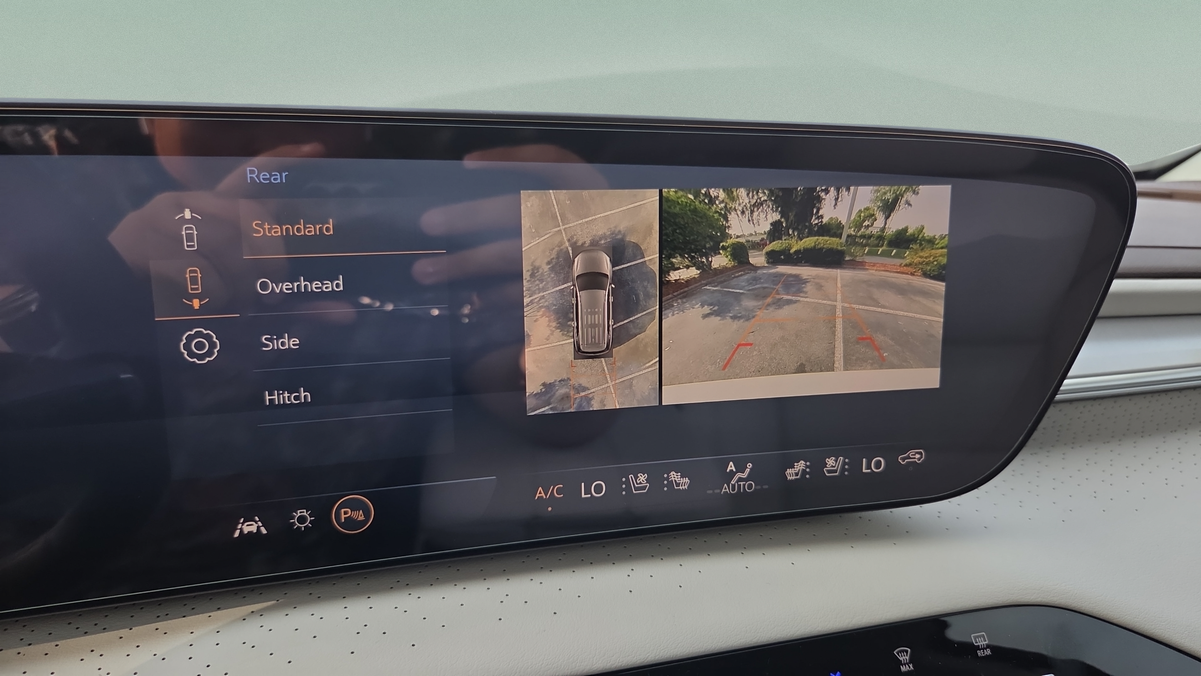 New 2026 Buick Enclave Avenir w/ Super Cruise Package FWD image 19