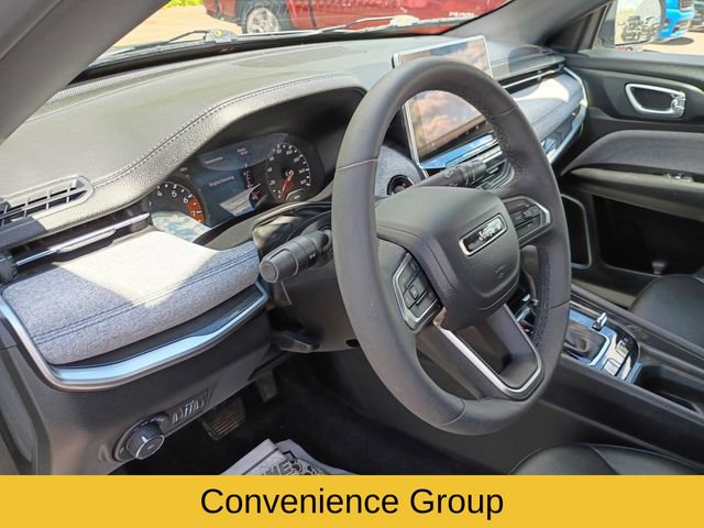 Used 2023 Jeep Compass Latitude w/ Convenience Group AWD/4WD image 11