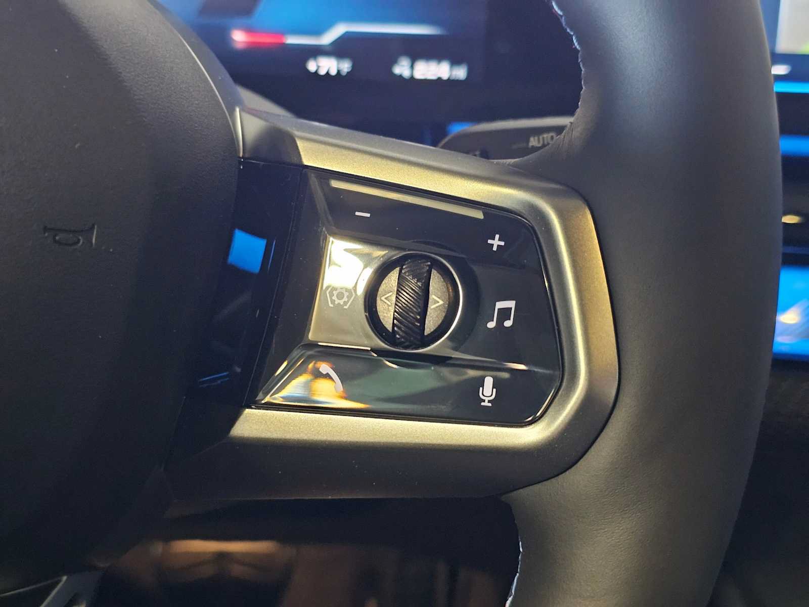 New 2026 BMW i5 M60 w/ Executive Package AWD/4WD image 16