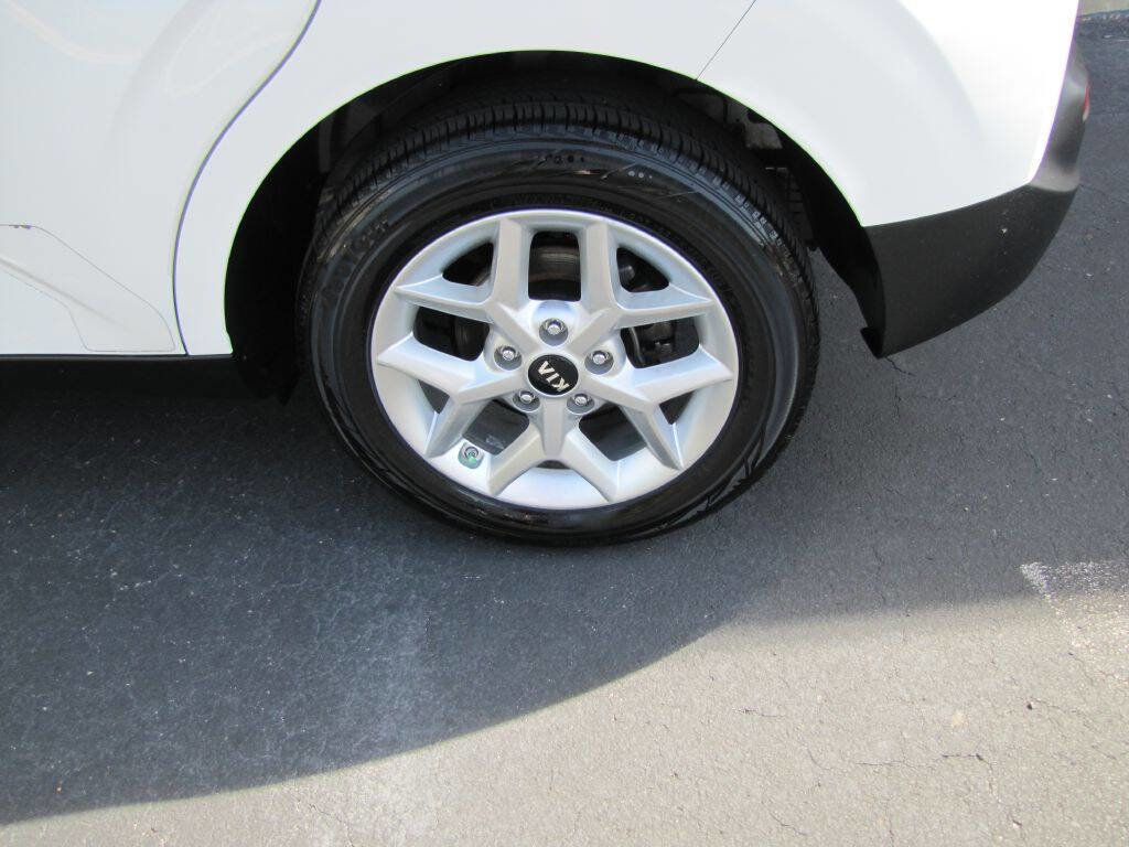 Used 2021 Kia Soul S FWD image 26