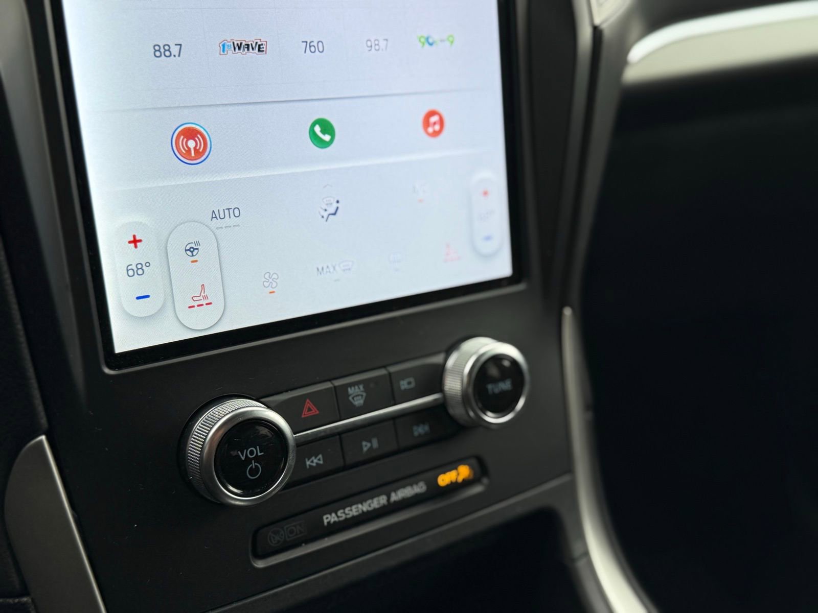 Used 2024 Ford Edge ST-Line image 24