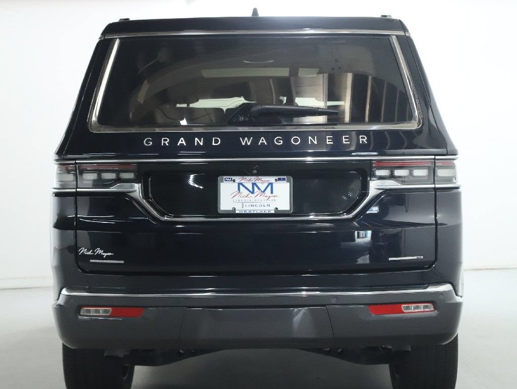 Used 2022 Jeep Grand Wagoneer Series III AWD/4WD image 47