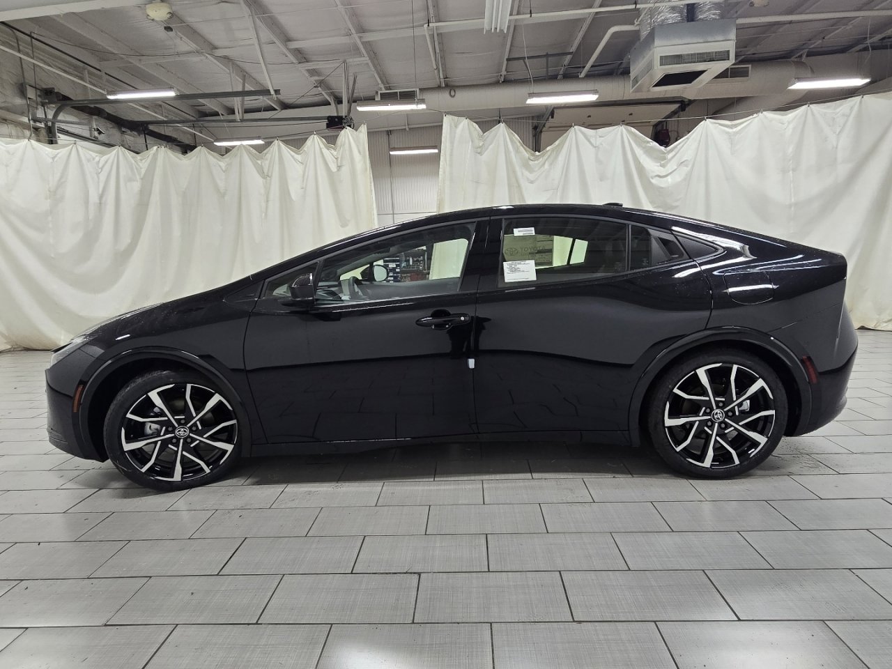 New 2026 Toyota Prius Plug-In Hybrid image 15