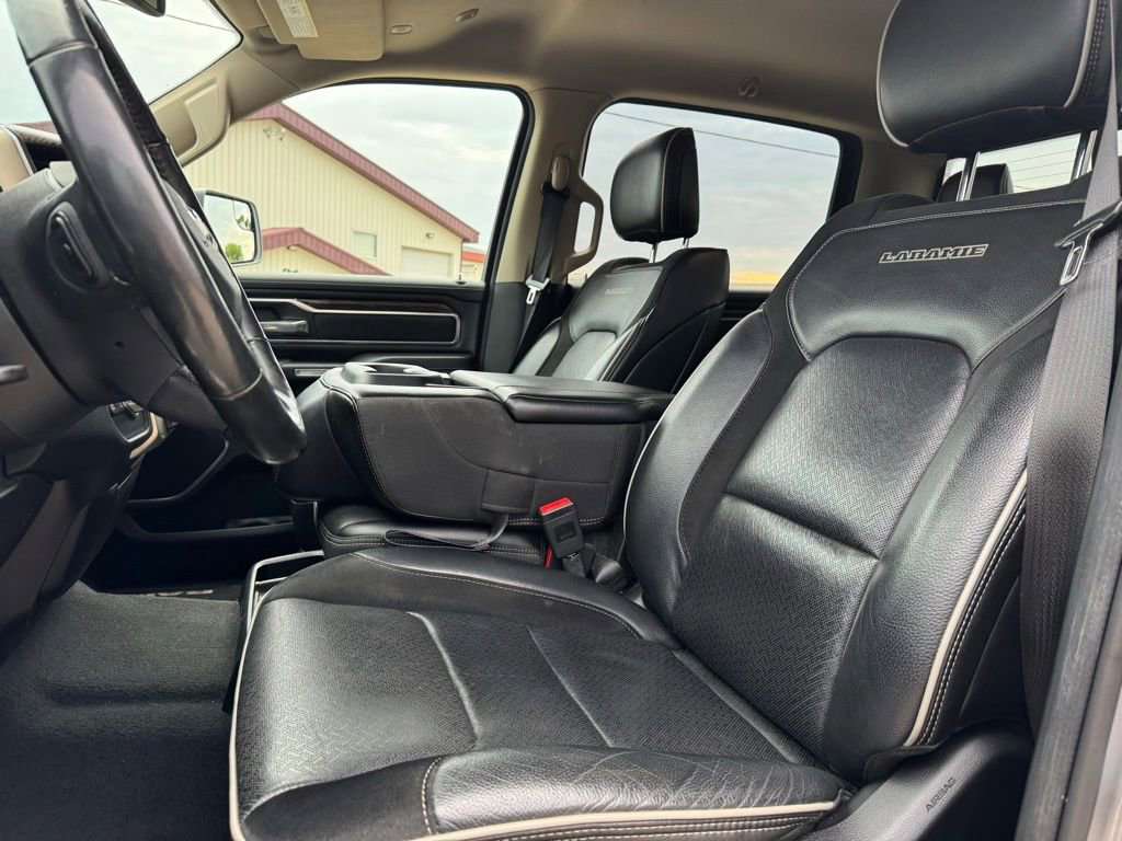 Used 2019 RAM 1500 Laramie AWD/4WD image 4