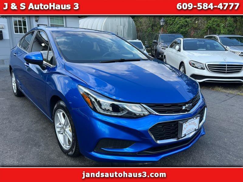 Used 2018 Chevrolet Cruze LT w/ Convenience Package