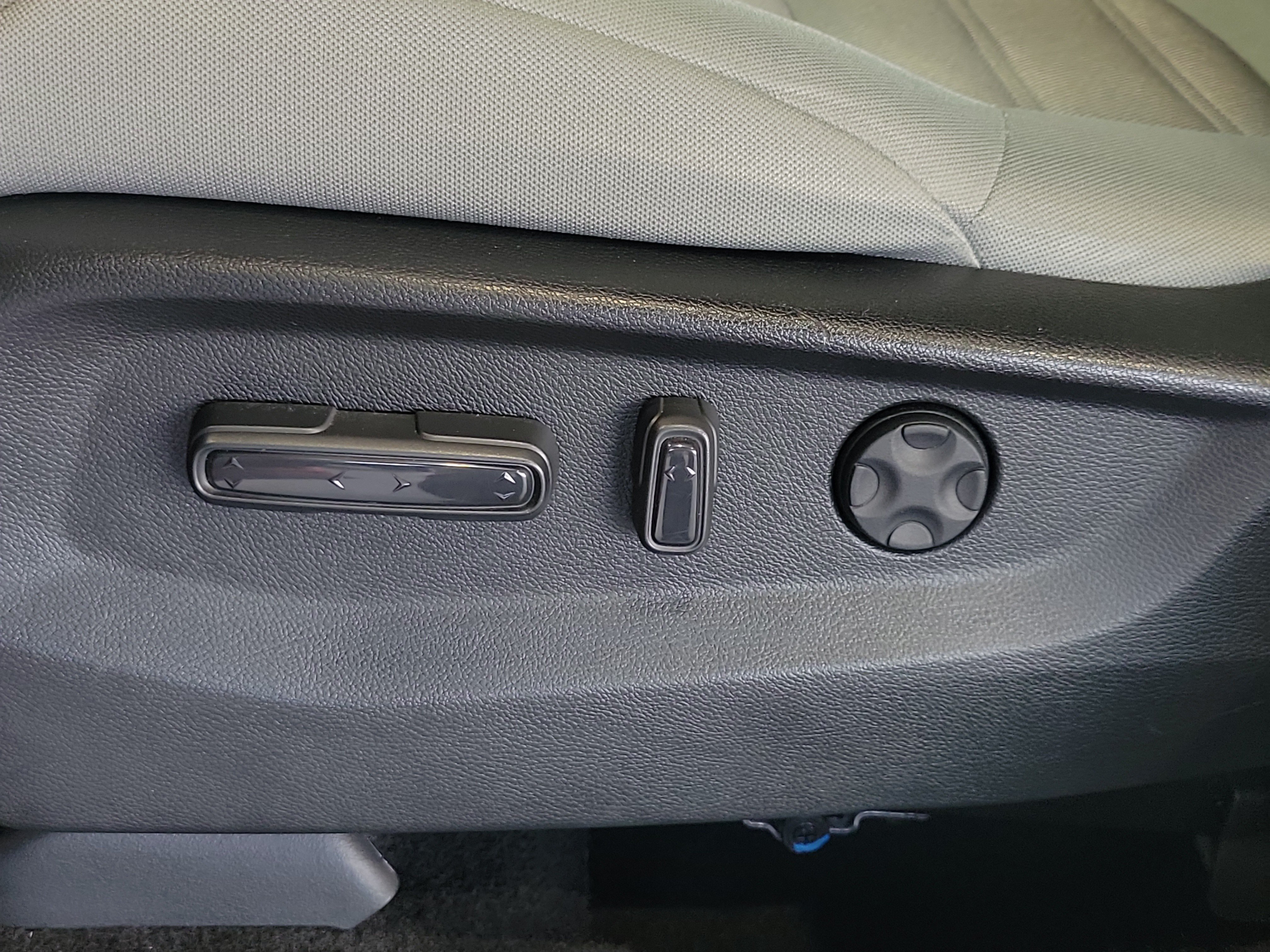 Used 2020 Honda CR-V EX image 21