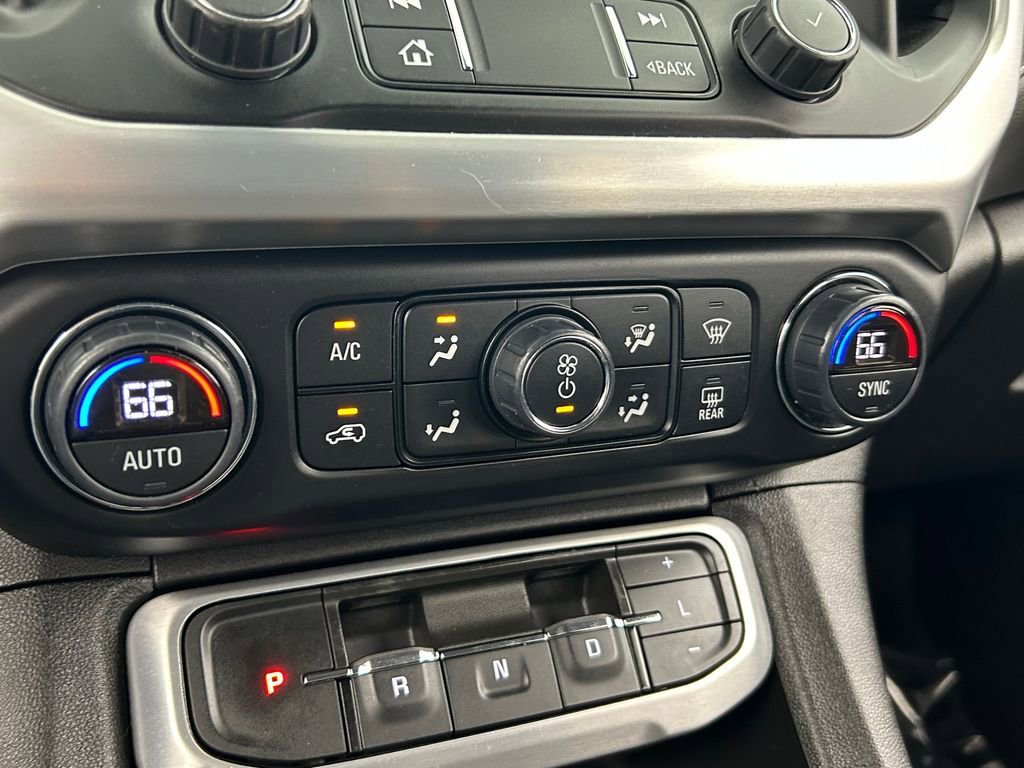 Used 2022 GMC Acadia SLE w/ Driver Convenience Package image 24