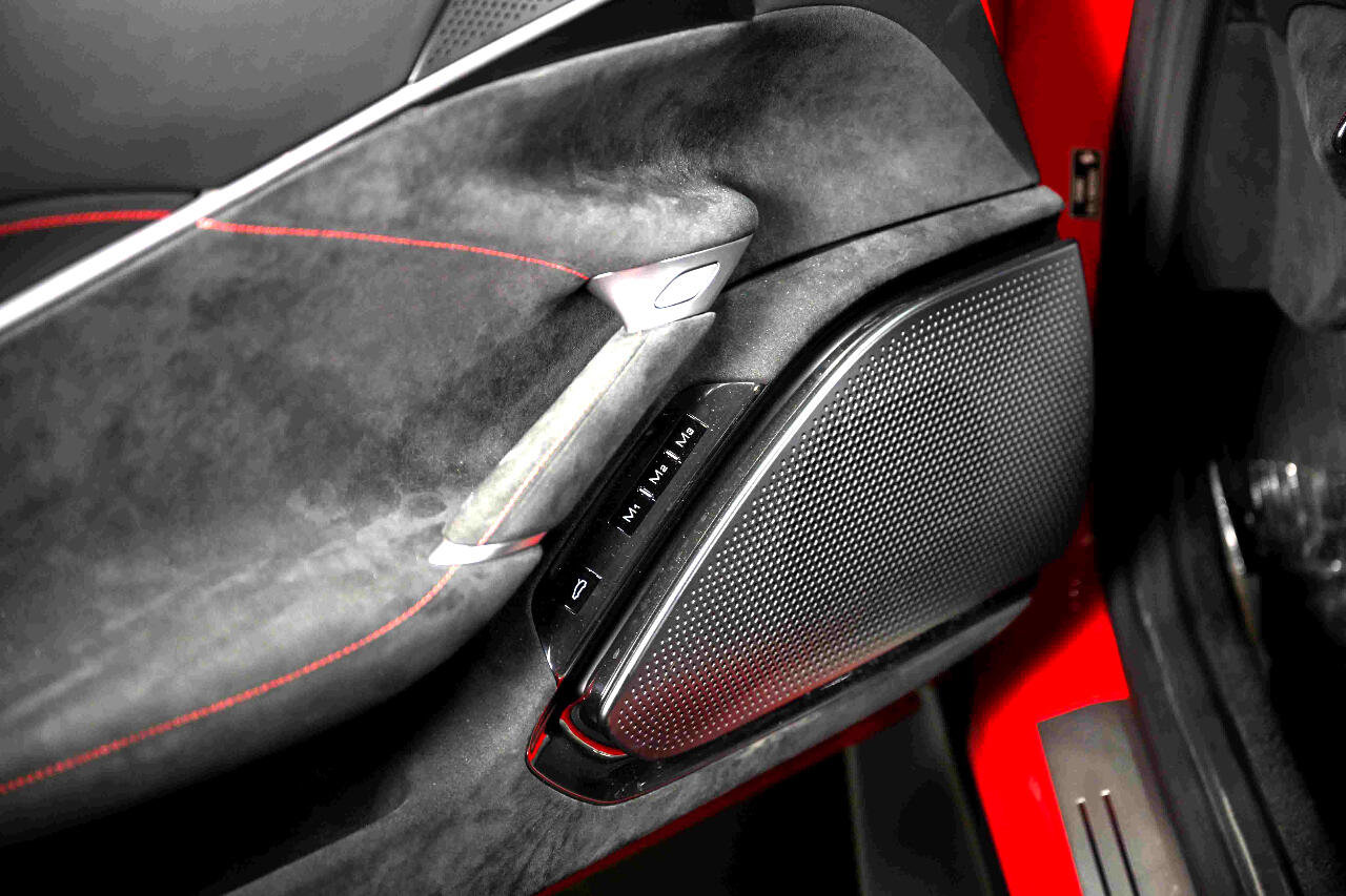 Used 2021 Ferrari Roma image 38