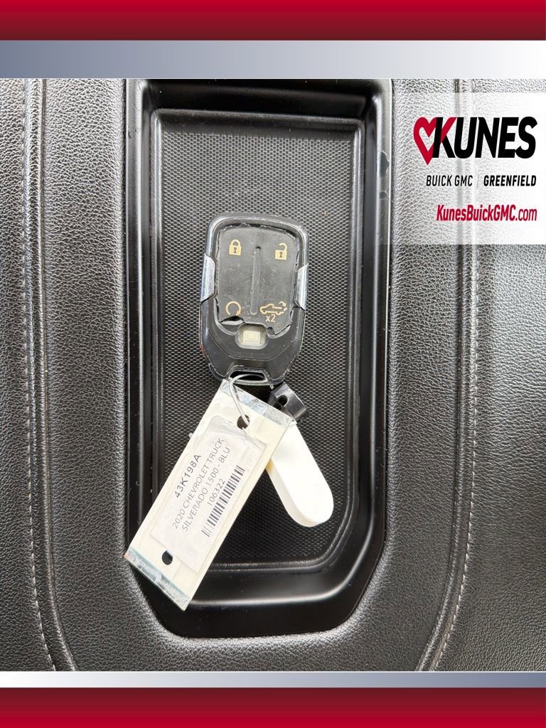 Used 2020 Chevrolet Silverado 1500 RST AWD/4WD image 44