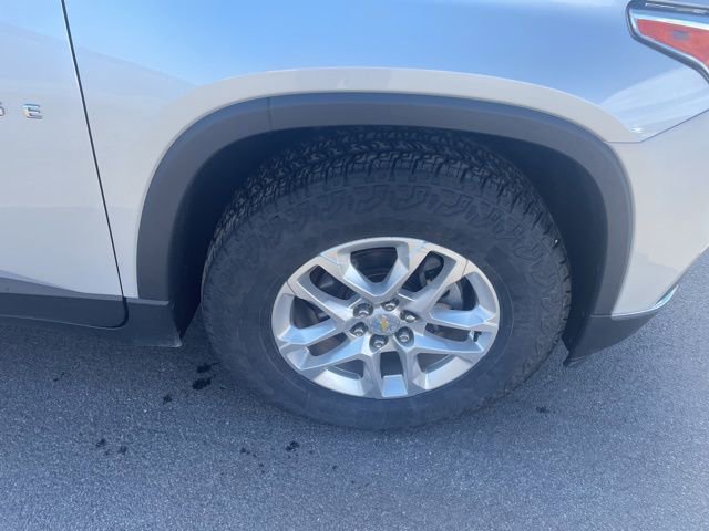 Used 2020 Chevrolet Traverse LT image 30