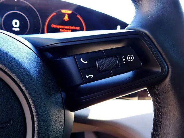 Used 2021 Porsche Taycan image 21