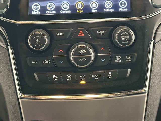 Used 2020 Jeep Grand Cherokee Altitude image 16