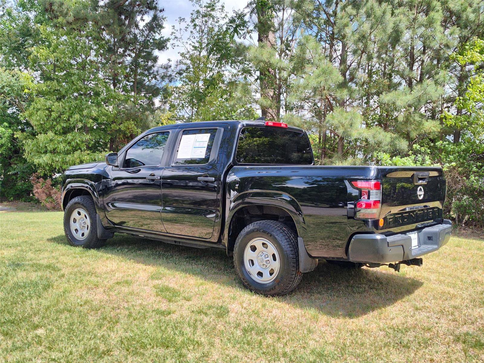 Used 2023 Nissan Frontier S w/ Technology Package image 3