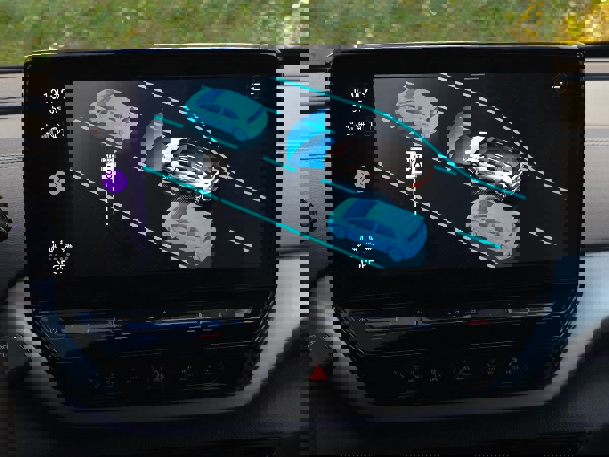 Used 2023 Volkswagen ID.4 Pro image 39