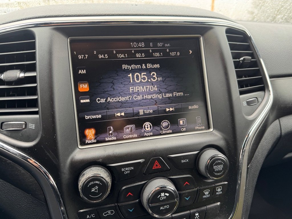 Used 2017 Jeep Grand Cherokee Altitude image 19