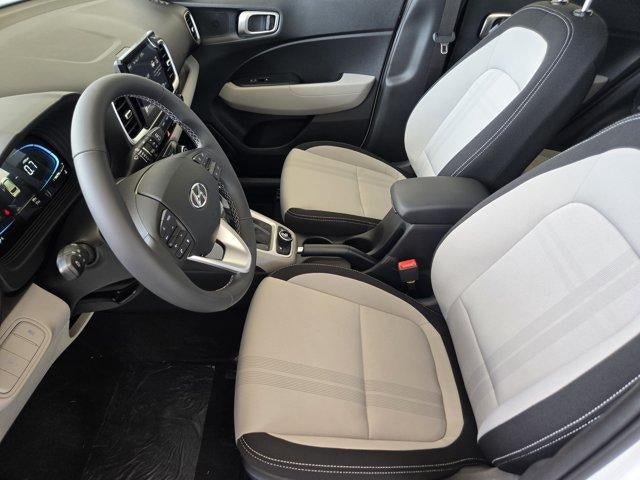 New 2026 Hyundai Venue SEL FWD image 9