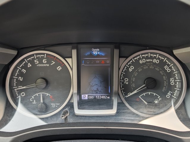 Used 2017 Toyota Tacoma Limited w/ Tow Package AWD/4WD image 23