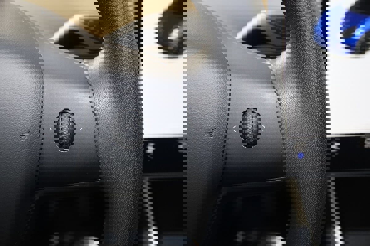 Used 2020 Tesla Model 3 Standard Range image 36