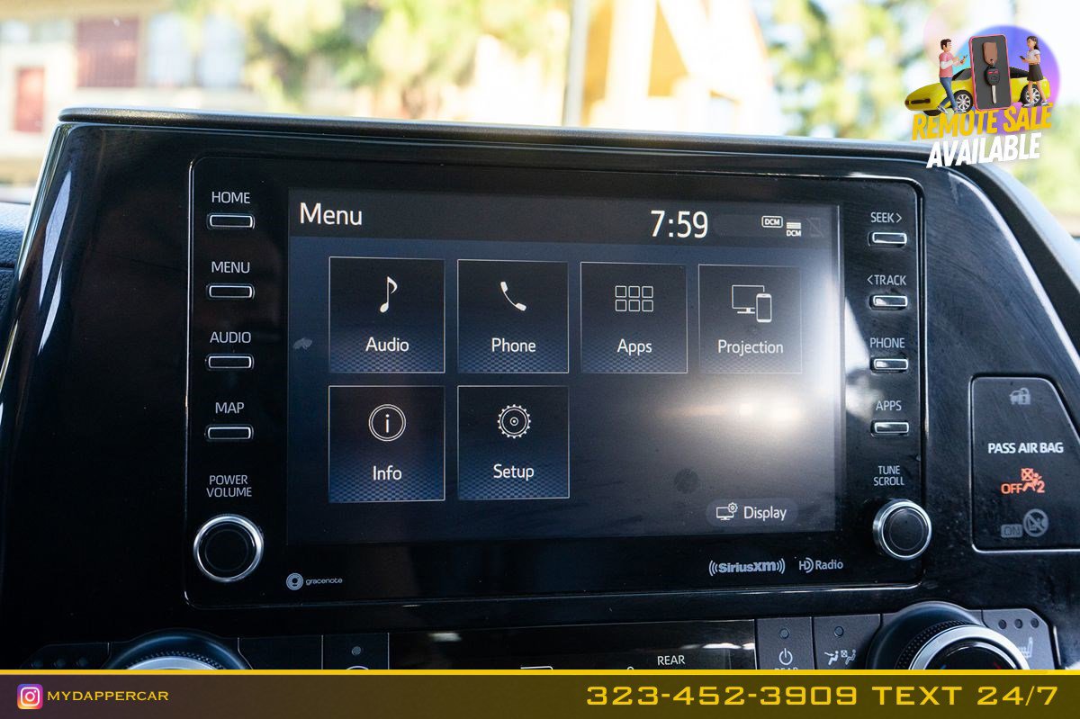 Used 2020 Toyota Highlander XLE FWD image 33