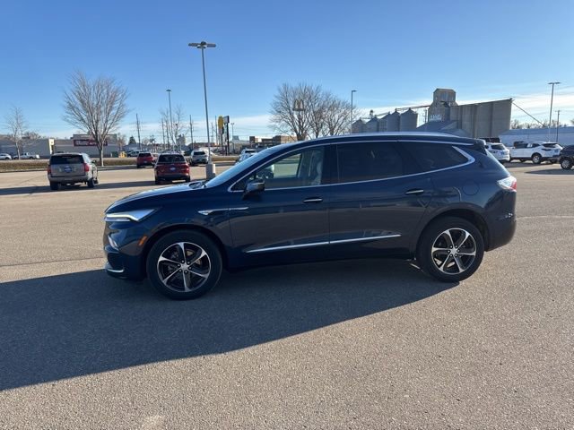 Used 2022 Buick Enclave Premium image 3