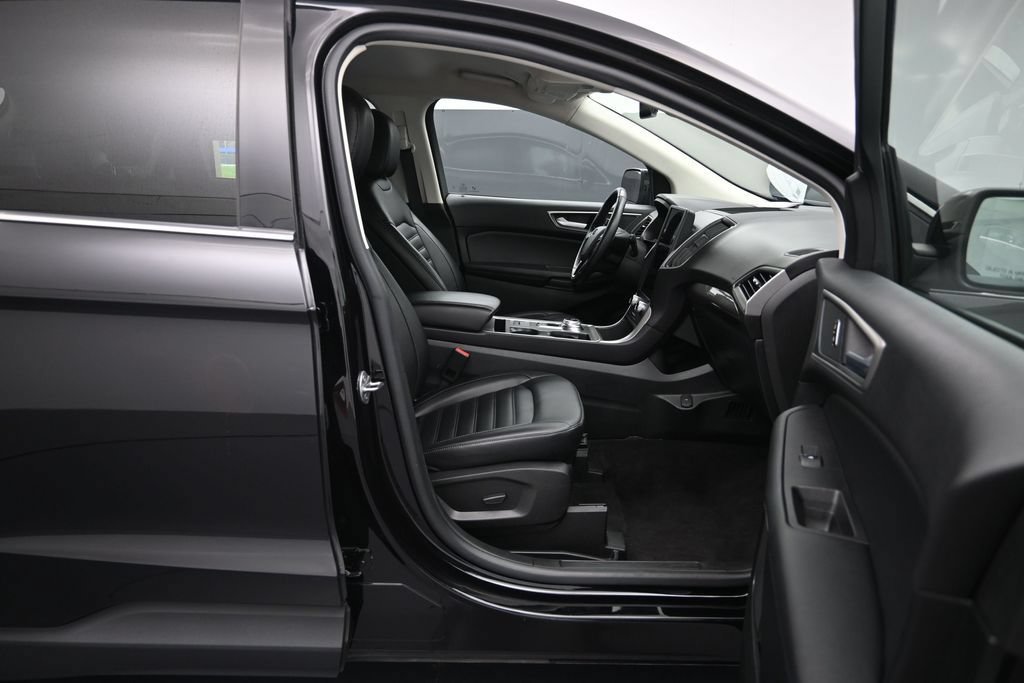 Used 2024 Ford Edge SEL AWD/4WD image 26